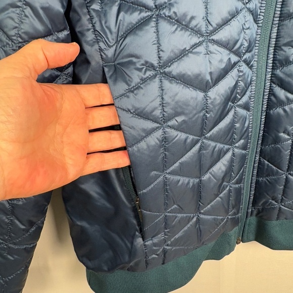 Under Armour Women's ColdGear Reactor Performance Jacket Sz L 1342792 Athleisure - Picture 5 of 16